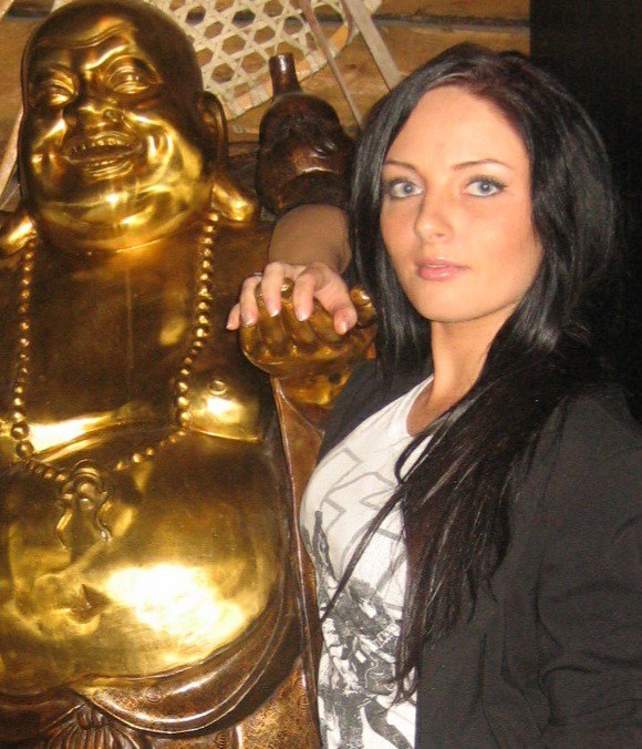 Яна Исаксен | 