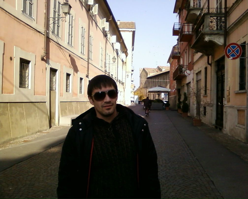 Artem Curtev | София