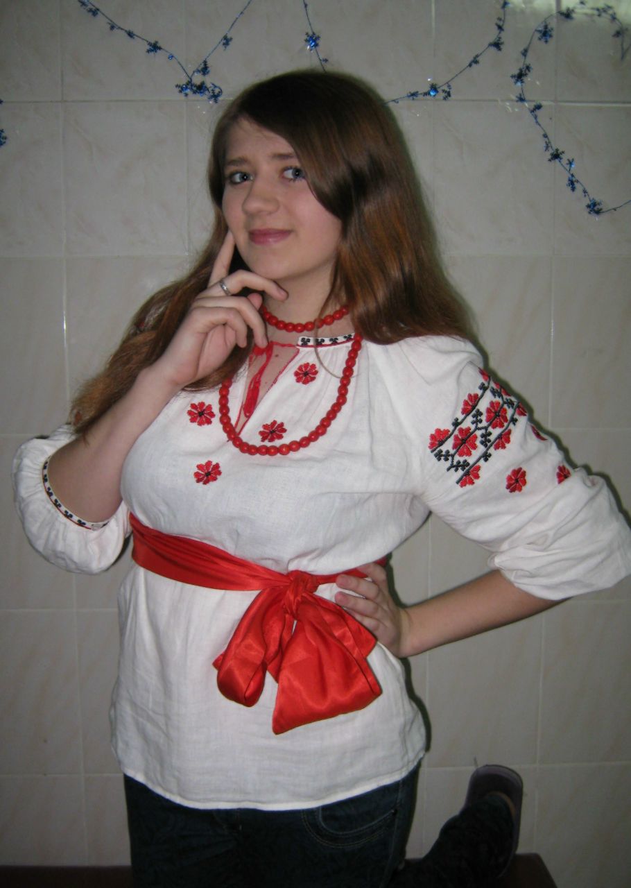 Олена Вєчканова | Лебедин