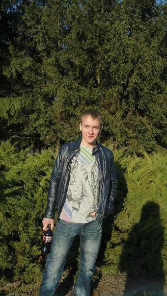 №46, Оля Сташкевич, 33 года, Тополи №46, Оля Сташкевич, 33 года, Тополи