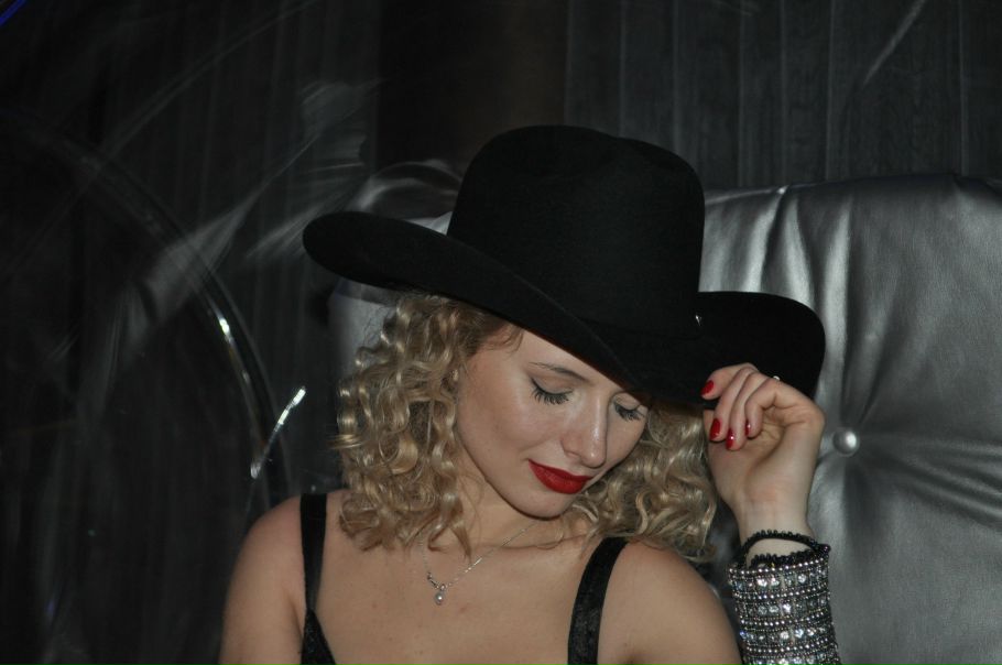 №37, Вика Шевцова, Днепр (Днепропетровск) №37, Вика Шевцова, Днепр (Днепропетровск)