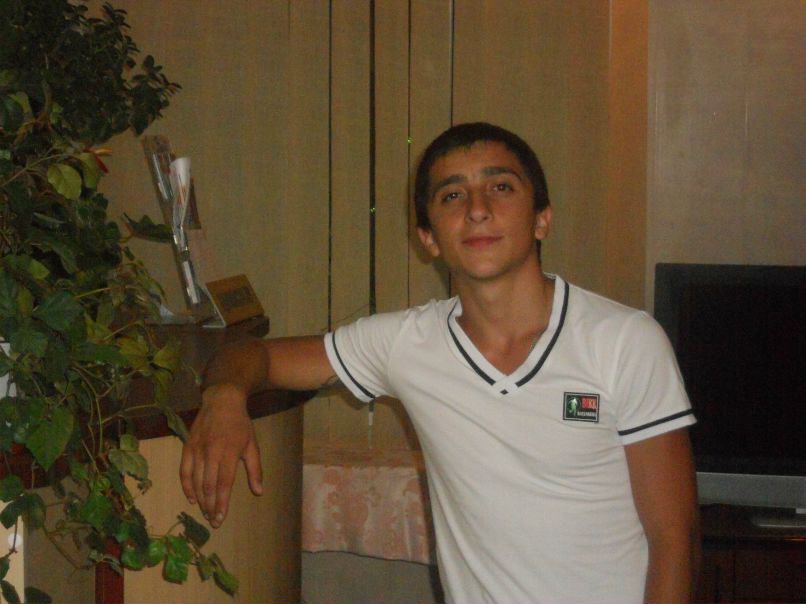 Сархан Арутюнов | Днепр (Днепропетровск)