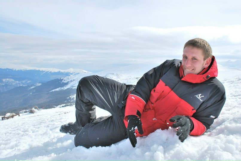 Максим Липецкий ---------34---------- | Днепр (Днепропетровск)