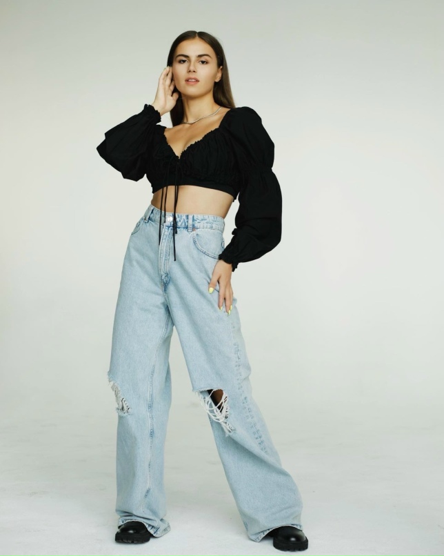 Яна Озерова |