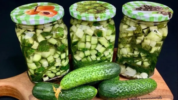 Рeзaныe огуpцы нa зиму 🥒