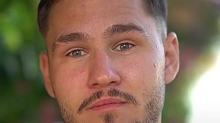 Мама большая и сильная. Мама